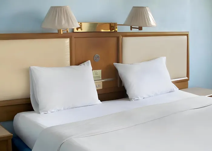 Gth Hotel *